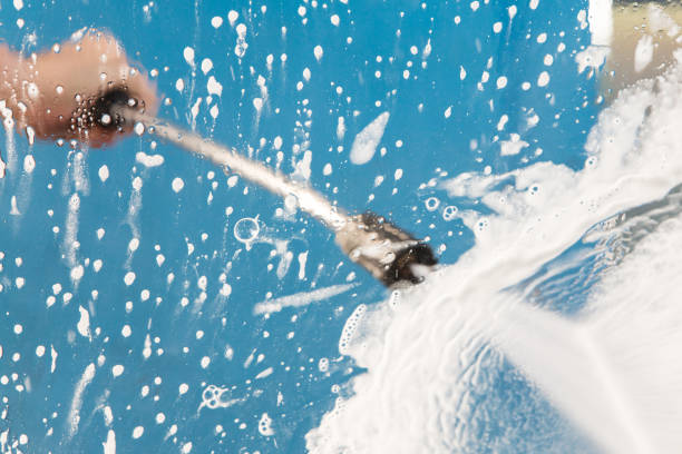 Best Pool Deck Cleaning  in North Miami, FL